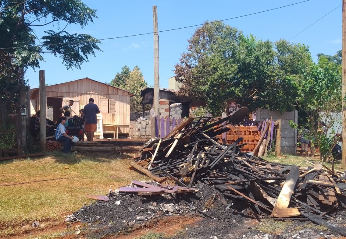 “Perdimos todo, pero en pocas horas mucha gente nos ayudó y tampoco es pedir por pedir”: el drama y la honestidad de Lucas