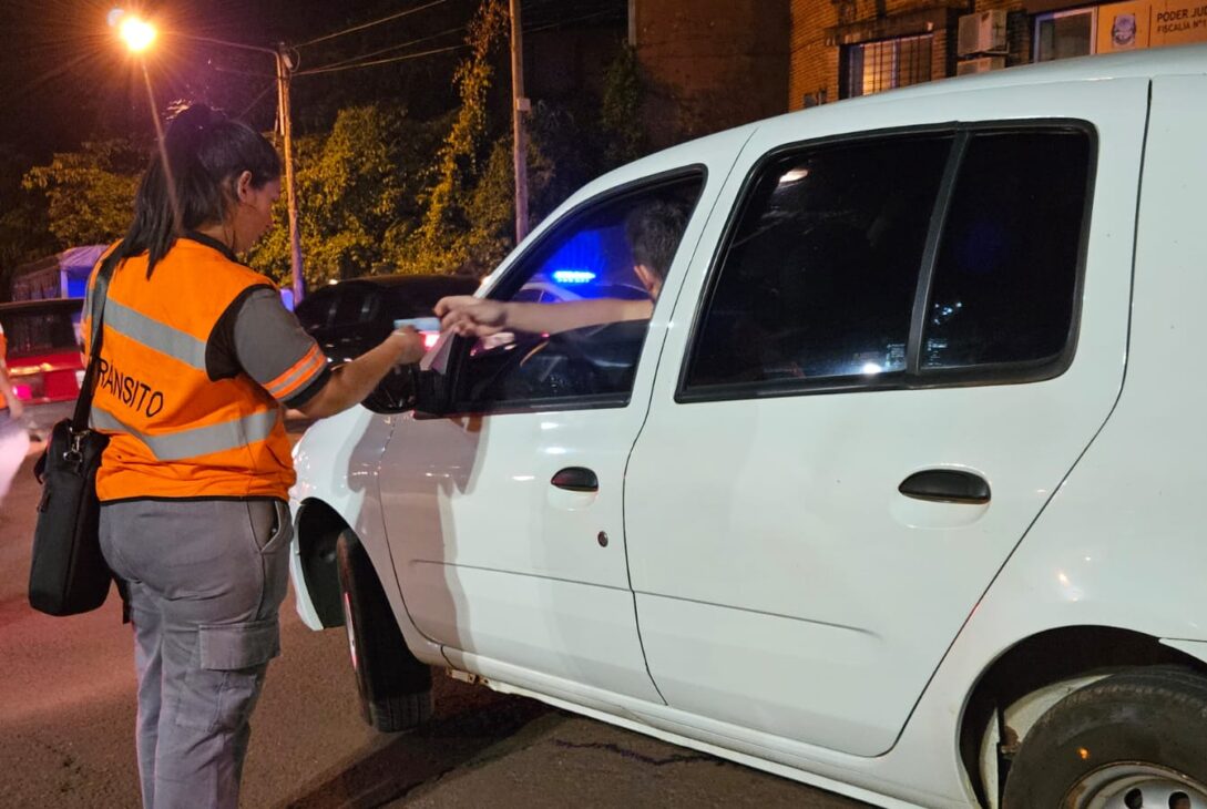 Alcohol al volante: el marido de una comisario y una empleada del Registro del Automotor dieron positivo este fin de semana en Oberá