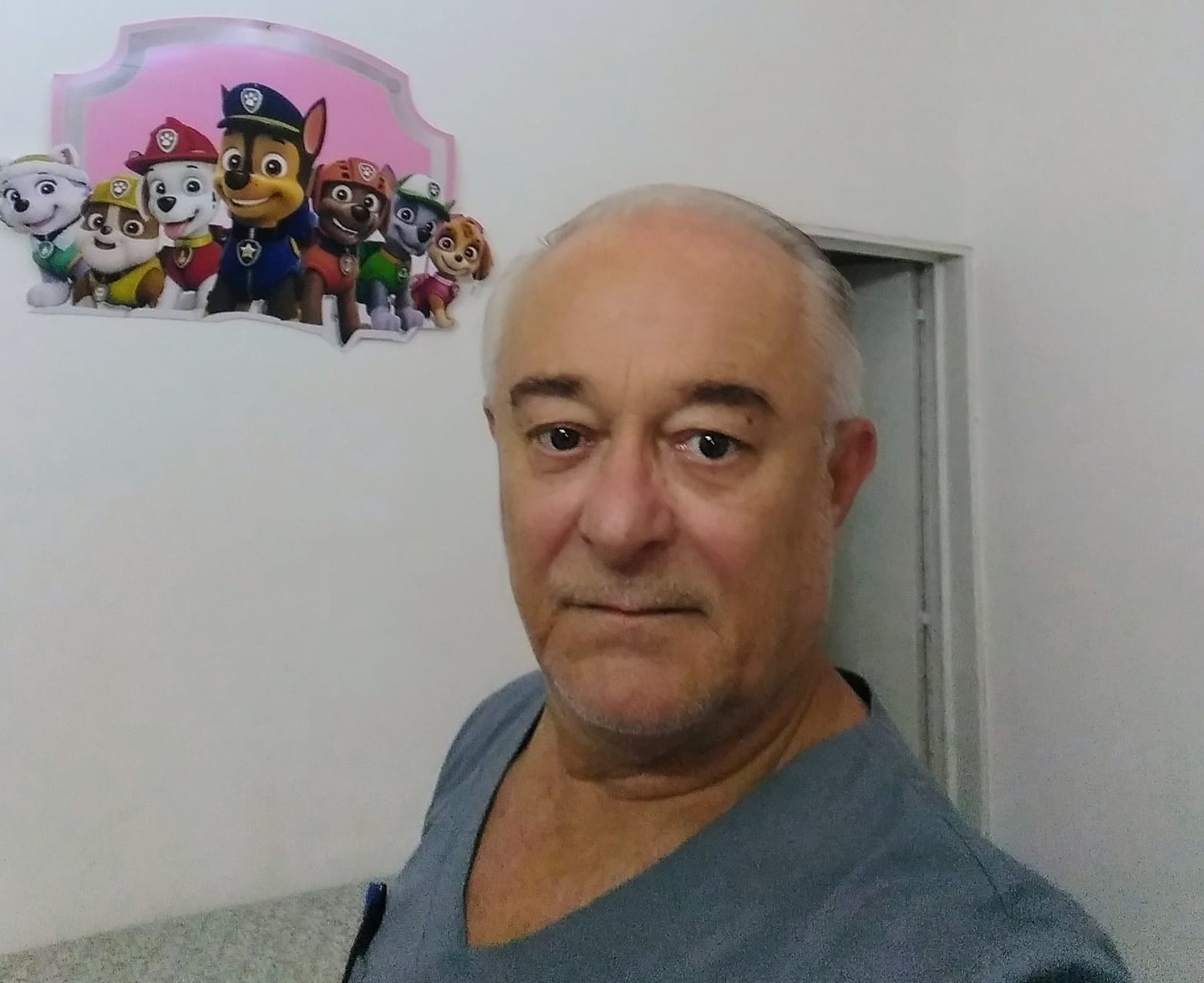 Reconocido médico obereño fue encontrado muerto en su domicilio: se confirmó deceso por causas naturales