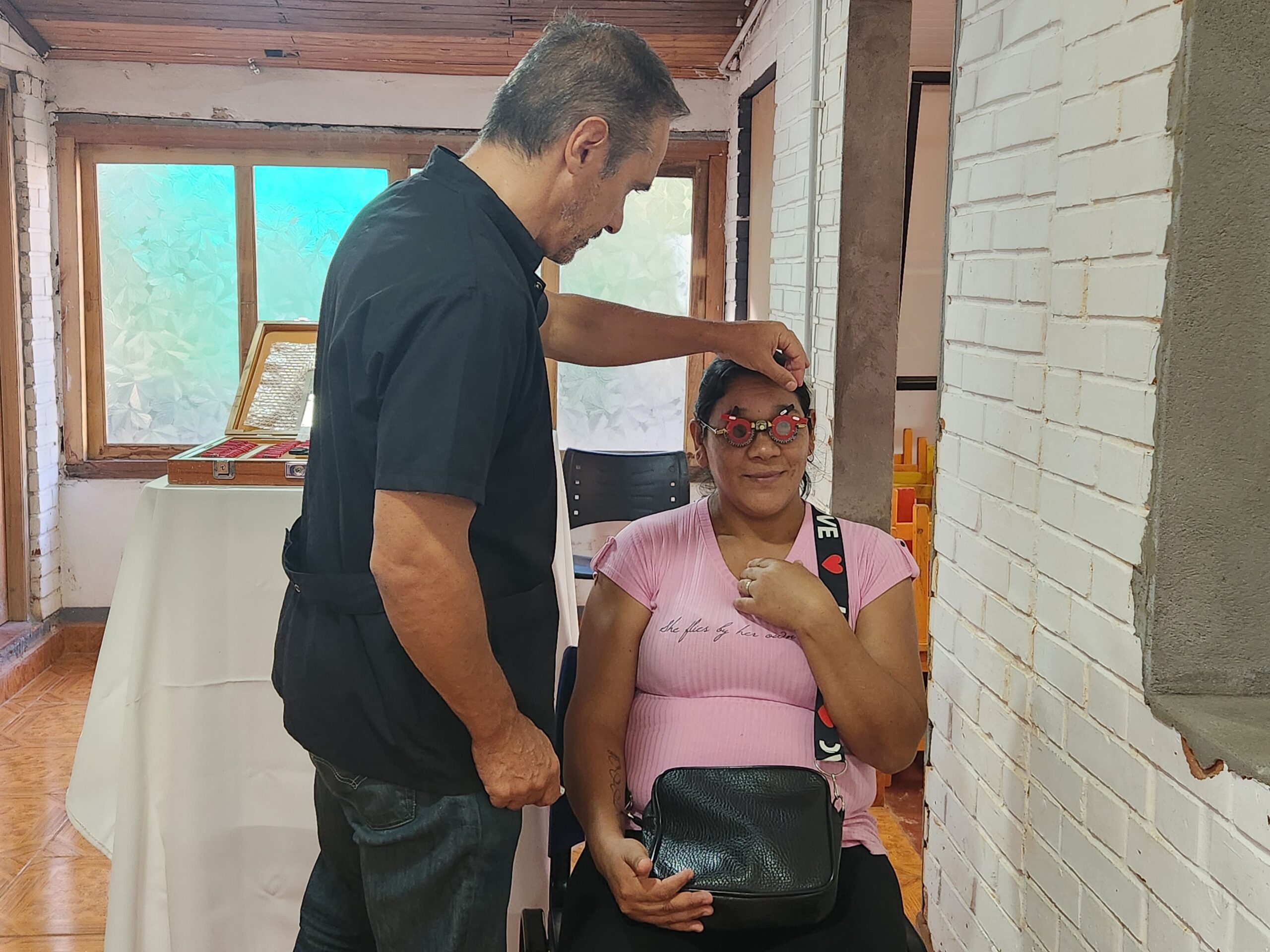 Mirar Mejor acercó servicios oftalmológicos para los vecinos de Garuhapé