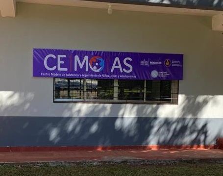 “Mi hijo tiene que seguir encerrado, si vuelve al barrio lo matan”: desesperado ruego de la madre de un menor obereño adicto y ladrón