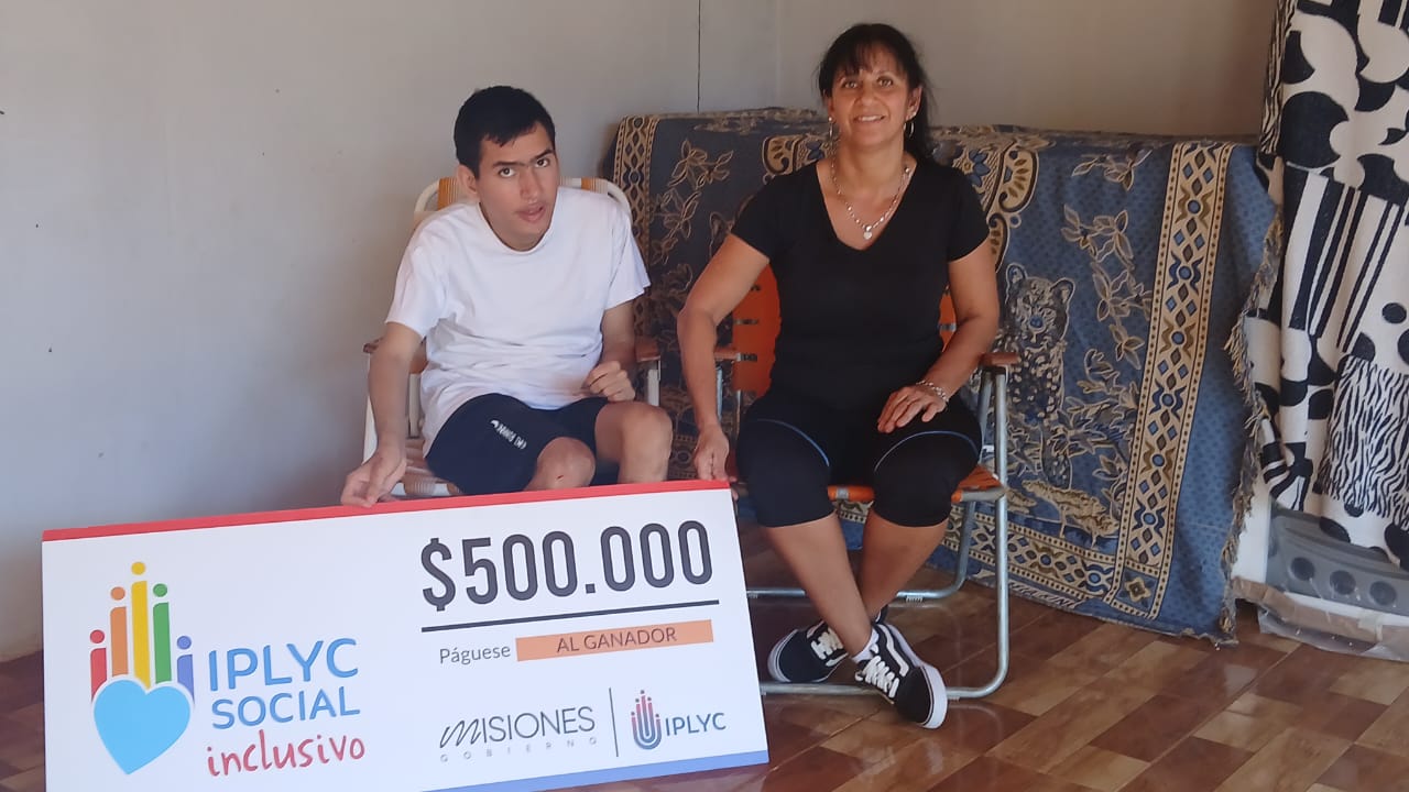 En la casa de Cristian celebraron el premio del Inclusivo