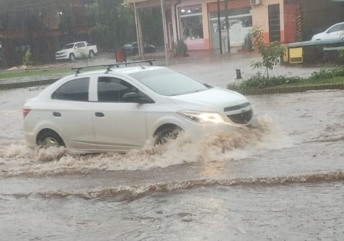 “Necesitamos una solución urgente, no puede ser que cada vez que llueva nos inundemos”