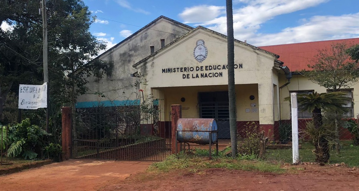 Investigan a directivos de la Escuela 633 por la compra de bebidas alcohólicas con plata del comedor escolar