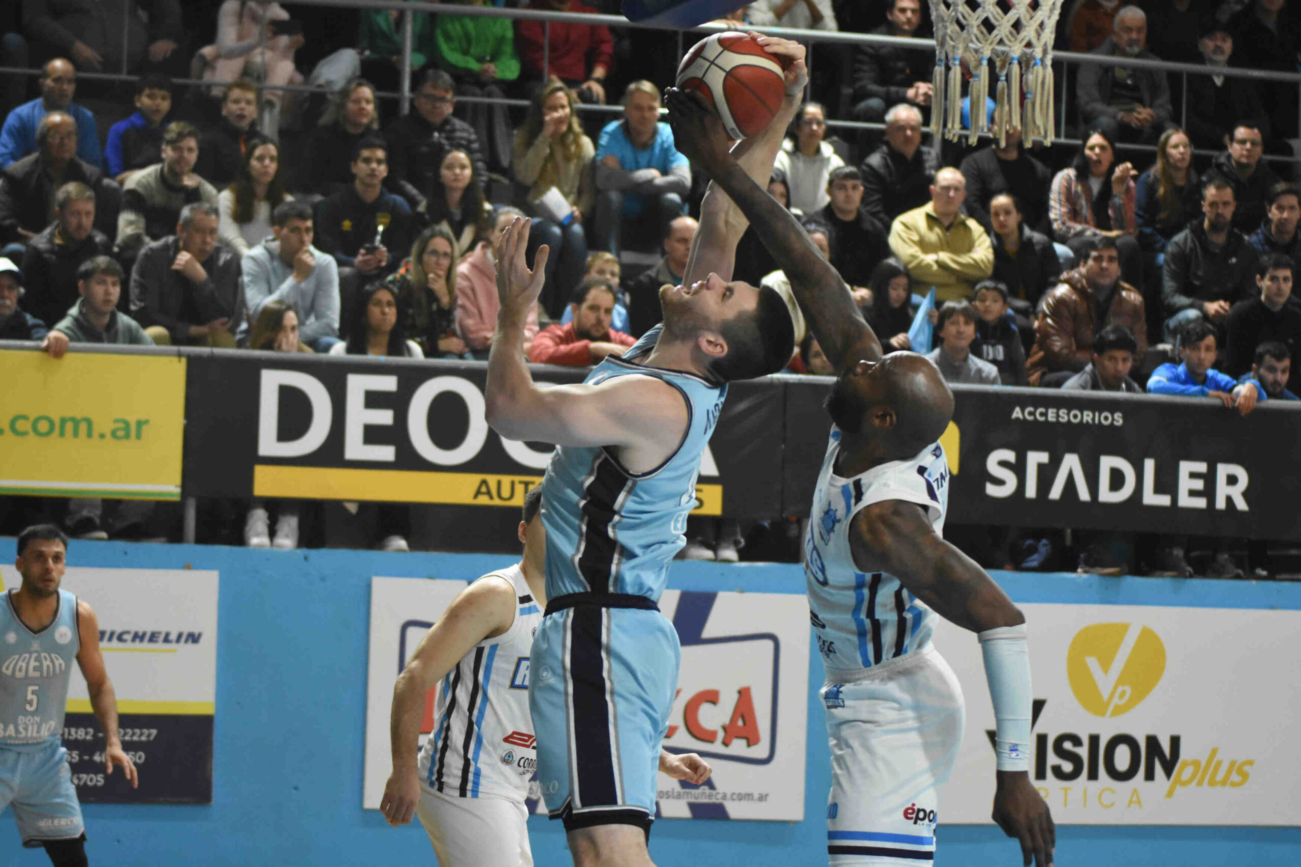 OTC perdió con Regatas y está obligado a ganar en Corrientes