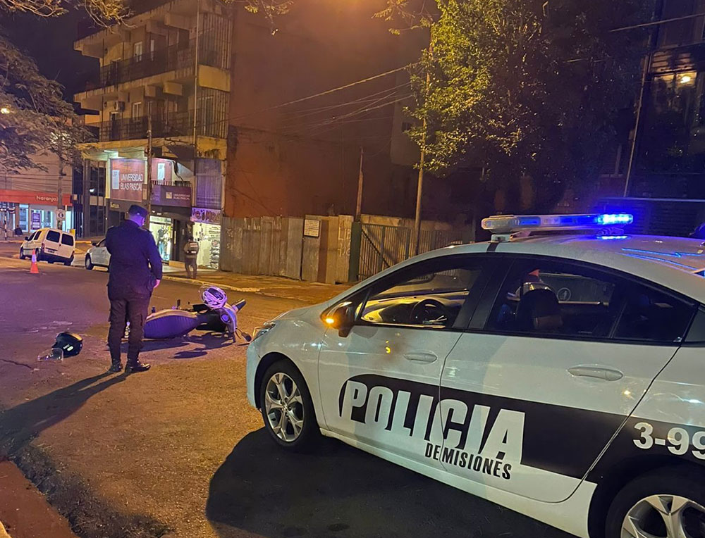 Gurí de 17 años quiso evadir un control de tránsito y tumbó: estaba pasado de alcohol