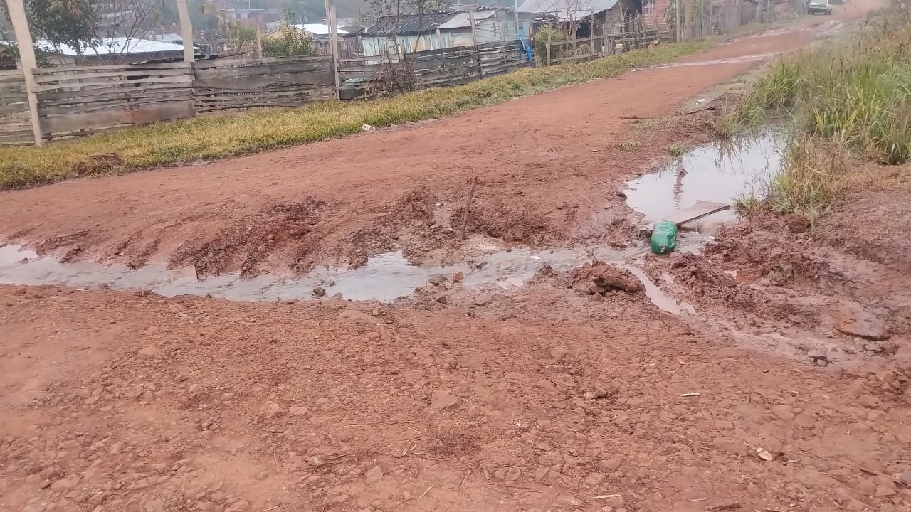 Reclaman por arreglo de calles en los barrios Nuevo y Progreso
