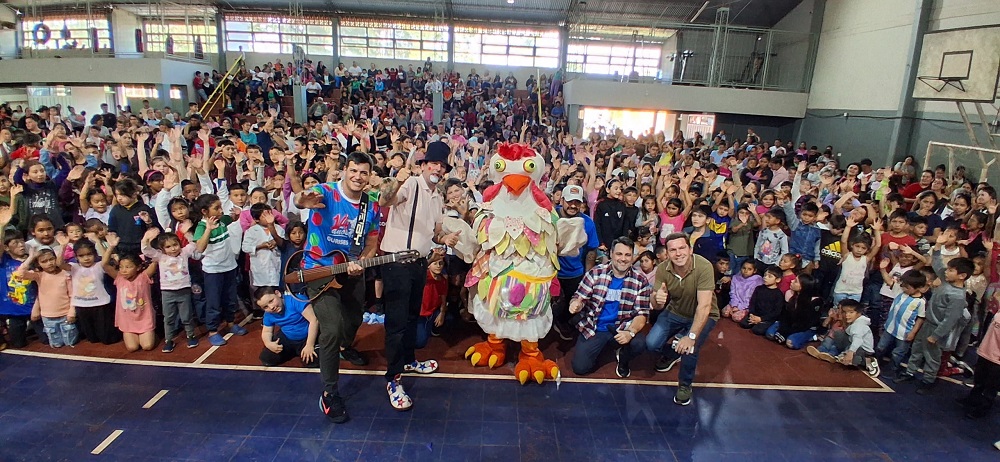 Gurises Felices comenzó su gira por el Mes de las Infancias
