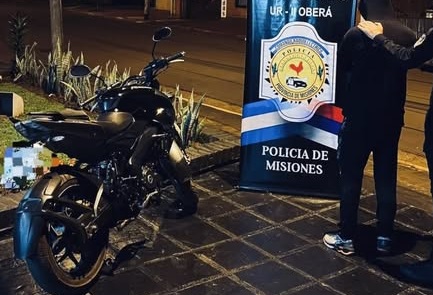 Detuvieron a un estafador de Facebook: cambió una moto por otra robada