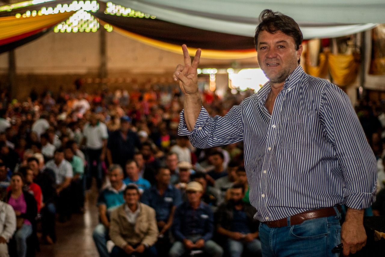 Grave denuncia contra «Cacho» Bárbaro por otorgamiento de pensiones truchas para allegados políticos