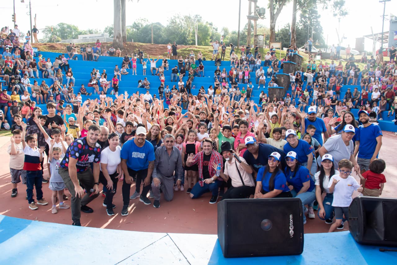 Gurises Felices acompañó el inicio de los festejos por aniversario de Bernardo de Irigoyen