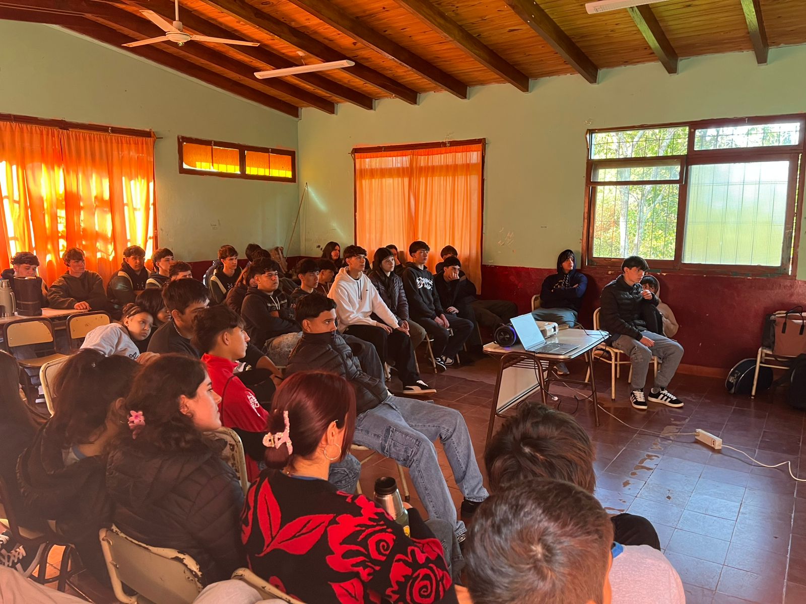 Uso de dispositivos y apuestas, un tema que preocupa cada vez más