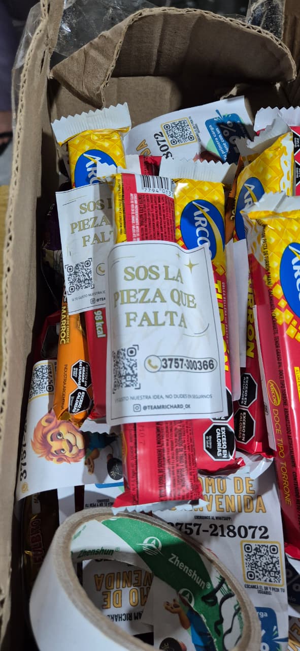 Tres detenidos y 19 celulares secuestrados en allanamiento por juego ilegal en Iguazú