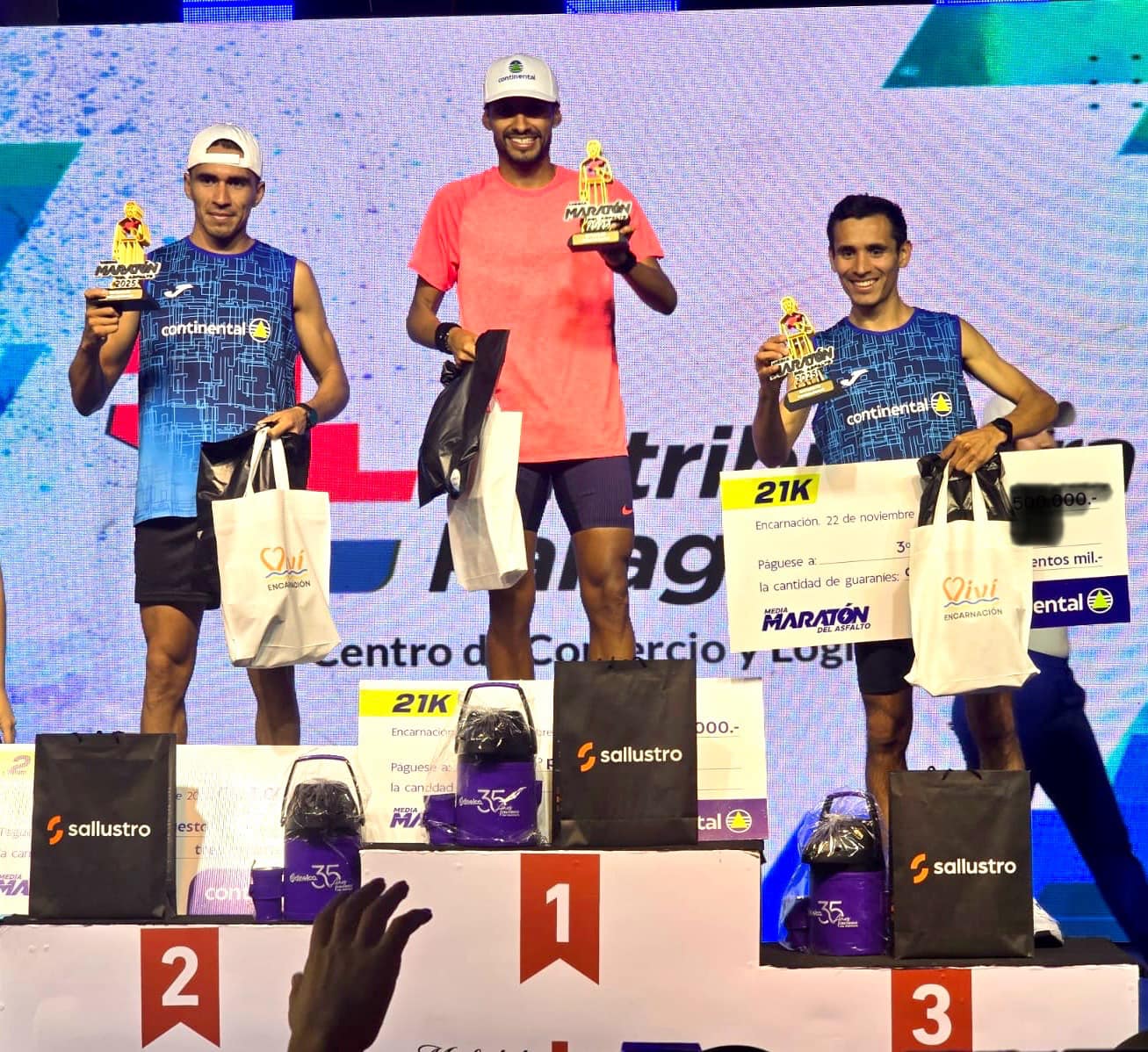 Edgardo Franco y Agustín Da Silva hicieron podio en los 21k de Encarnación