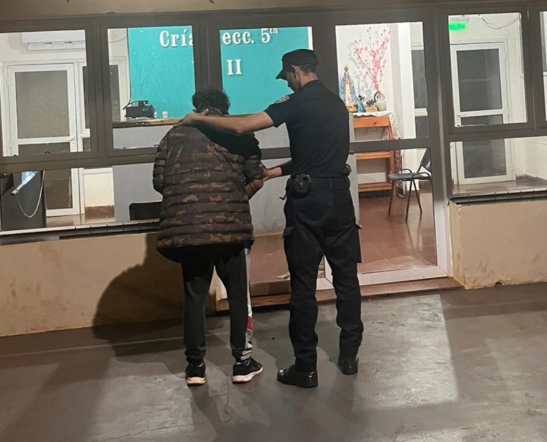 Vecina de San Miguel fue atacada a cuchillazos por su pareja y logró escapar  