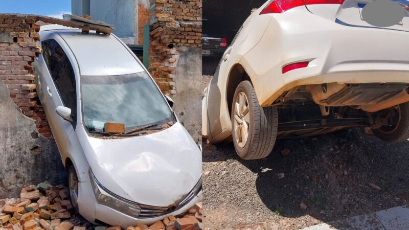 Perdió el control de su auto, atravesó un muro y terminó en el terreno vecino