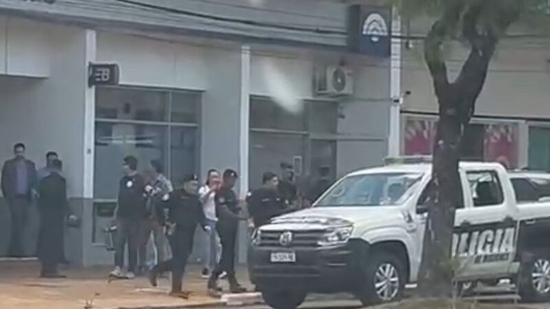Detuvieron a un policía por su participación en la fuga de 7 detenidos en Bernardo de Irigoyen
