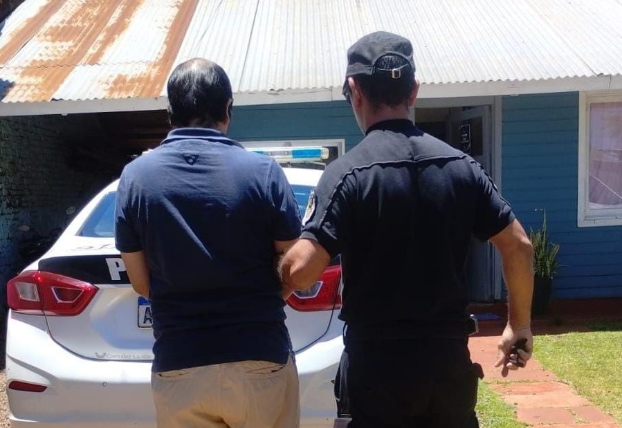 “Corrí con mi bebé y me tiró el auto encima”: detuvieron por lesiones y amenazas a un vecino del barrio Docente