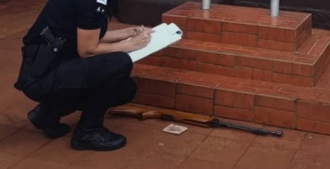 Nene de 7 años jugaba con un rifle y se disparó en el ojo: fue derivado a Posadas