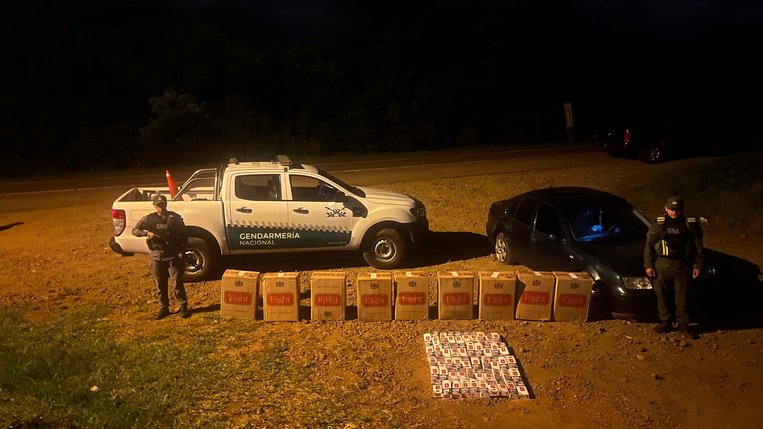 Son 3 los policías implicados en el contrabando de 5.000 paquetes de cigarrillos