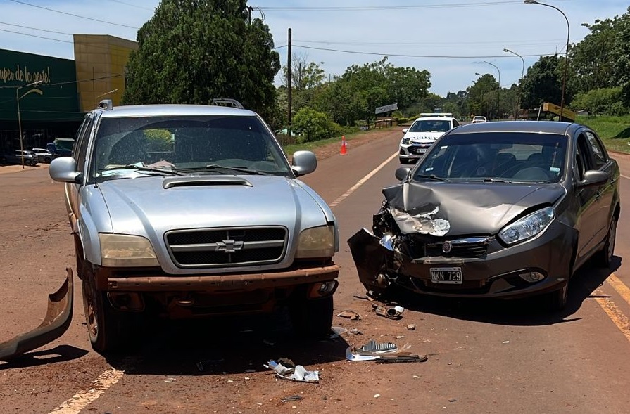“Había cuatro criaturas, de milagro no hubo muertos”: choque frente a El Cóndor