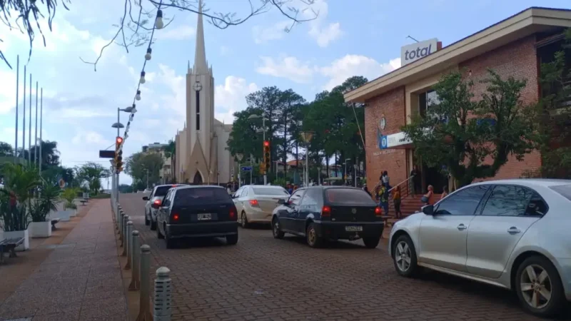 Se estima que un 25% de los obereños les debe a prestamistas colombianos