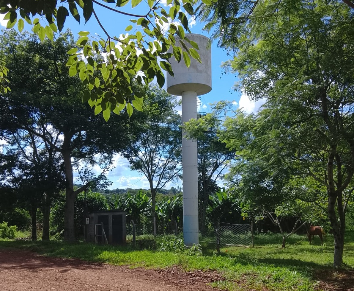 Vecinos de Picada Sarmiento reclaman por escasa provisión del pozo que los abastece de agua