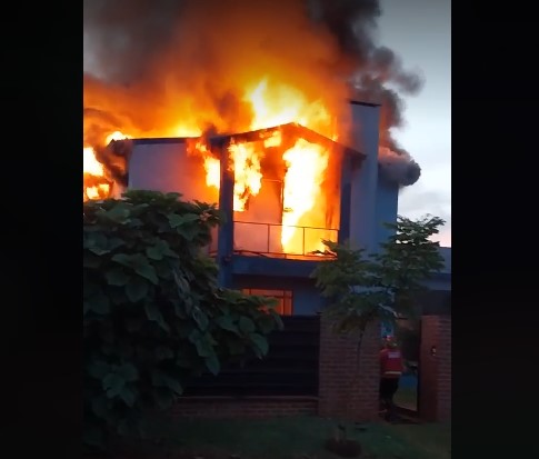 Empleado bancario padeció el incendio de su casa en Punta Alta de Oberá