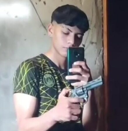 Buscan al presunto asesino de Luis Miguel Niveiro, ejecutado a tiros en Jardín América