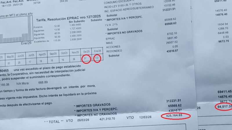 Reclamo por desmedido aumento en la boleta de agua: «De 94 mil, me vino 425 mil pesos»