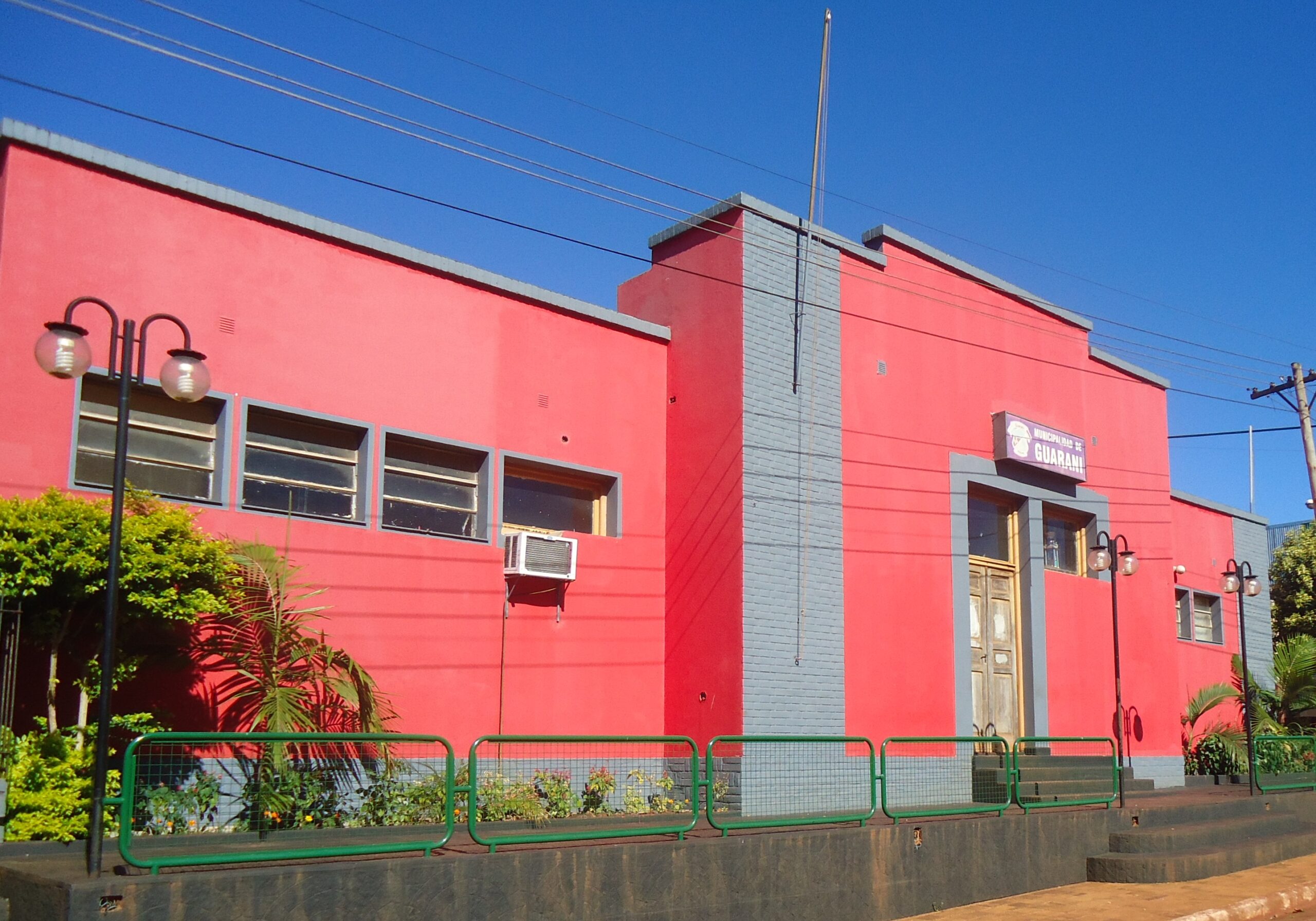 “Me dicen para salir a cambio de ayuda”: madre de Guaraní publicó su número por comida para sus hijos y recibe mensajes indecentes