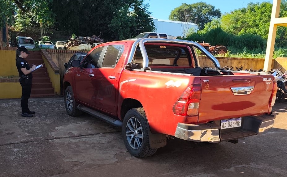 Manejaba borracho y despistó con la Hilux en Los Helechos: terminó preso