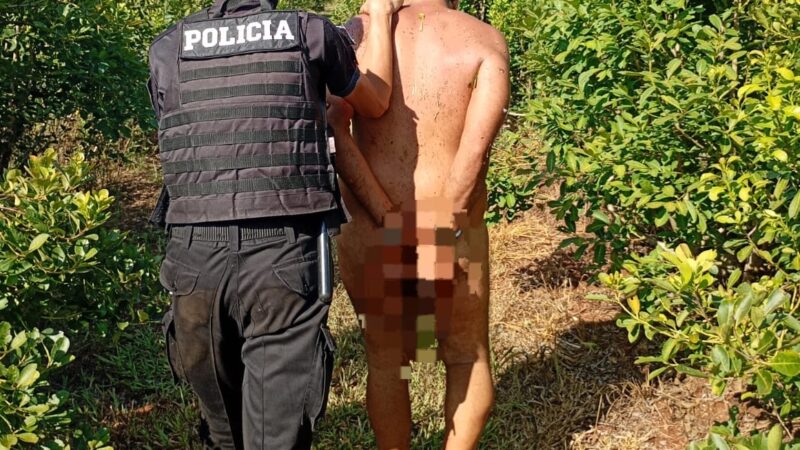Detuvieron a un hombre que se exhibió desnudo ante un grupo de chicos