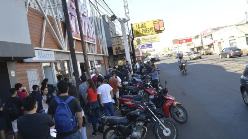 Más de mil personas se presentaron a una convocatoria por trabajo de supermercado de Posadas