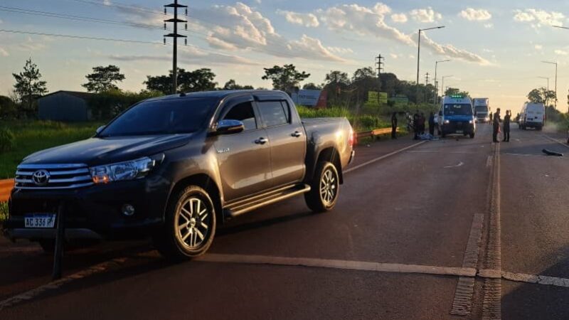 Un motociclista falleció al ser impactado por una camioneta en Oberá  