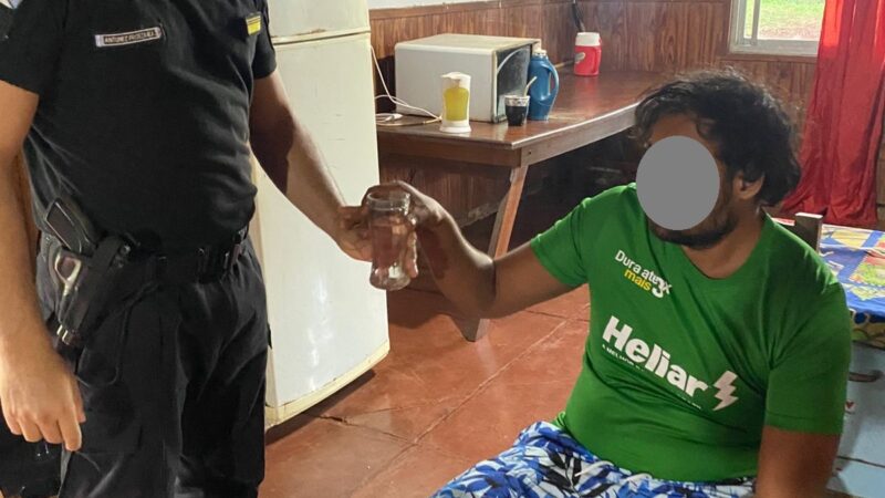 Es de Oberá y padece esquizofrenia el hombre que fue grabado desnudo en Campo Ramón