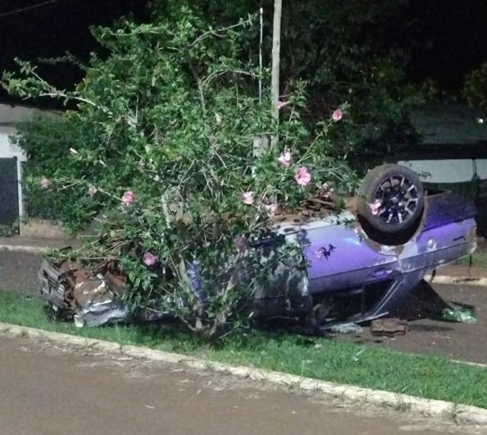 Vuelco en pleno centro de General Alvear