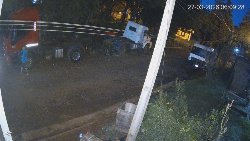 Quedó grabado robando en un camión, lo detuvieron y recuperaron lo sustraído
