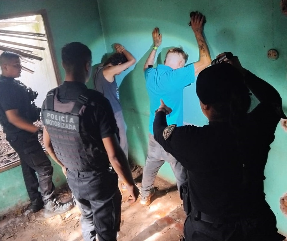 Detuvieron a “Seco” y “Zurki”: andaban mangueando un auto ajeno