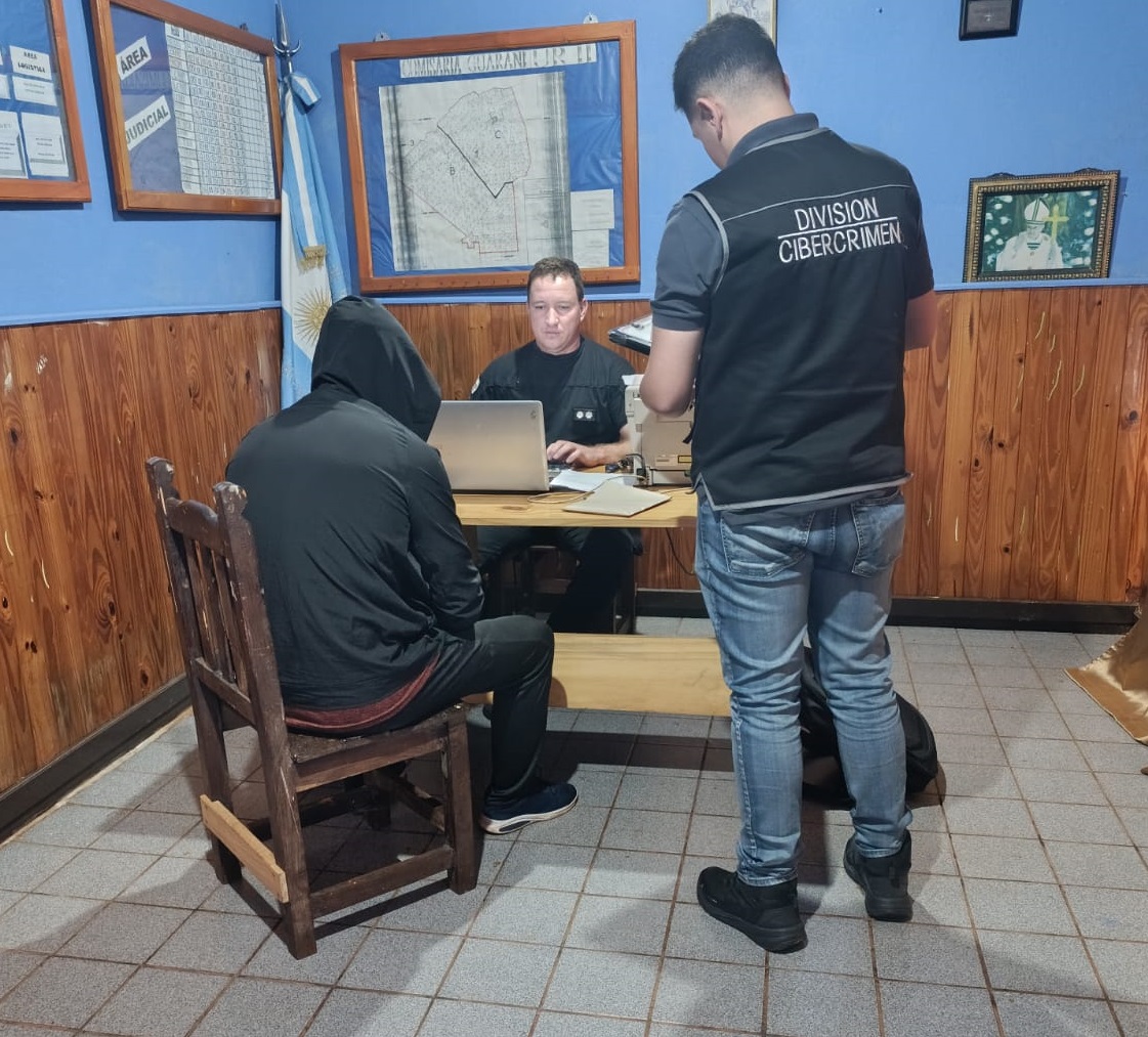 Amenazaron al director del Bachillerato de Guaraní y demoraron a un menor