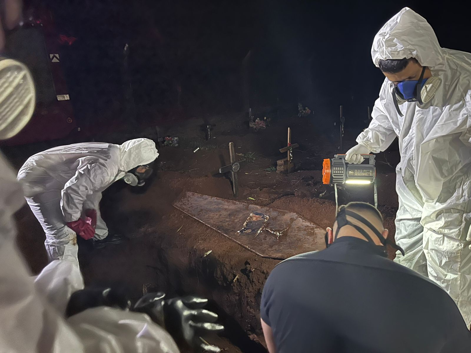 Exhumaron para autopsia los restos de un detenido que falleció en el Hospital de Oberá