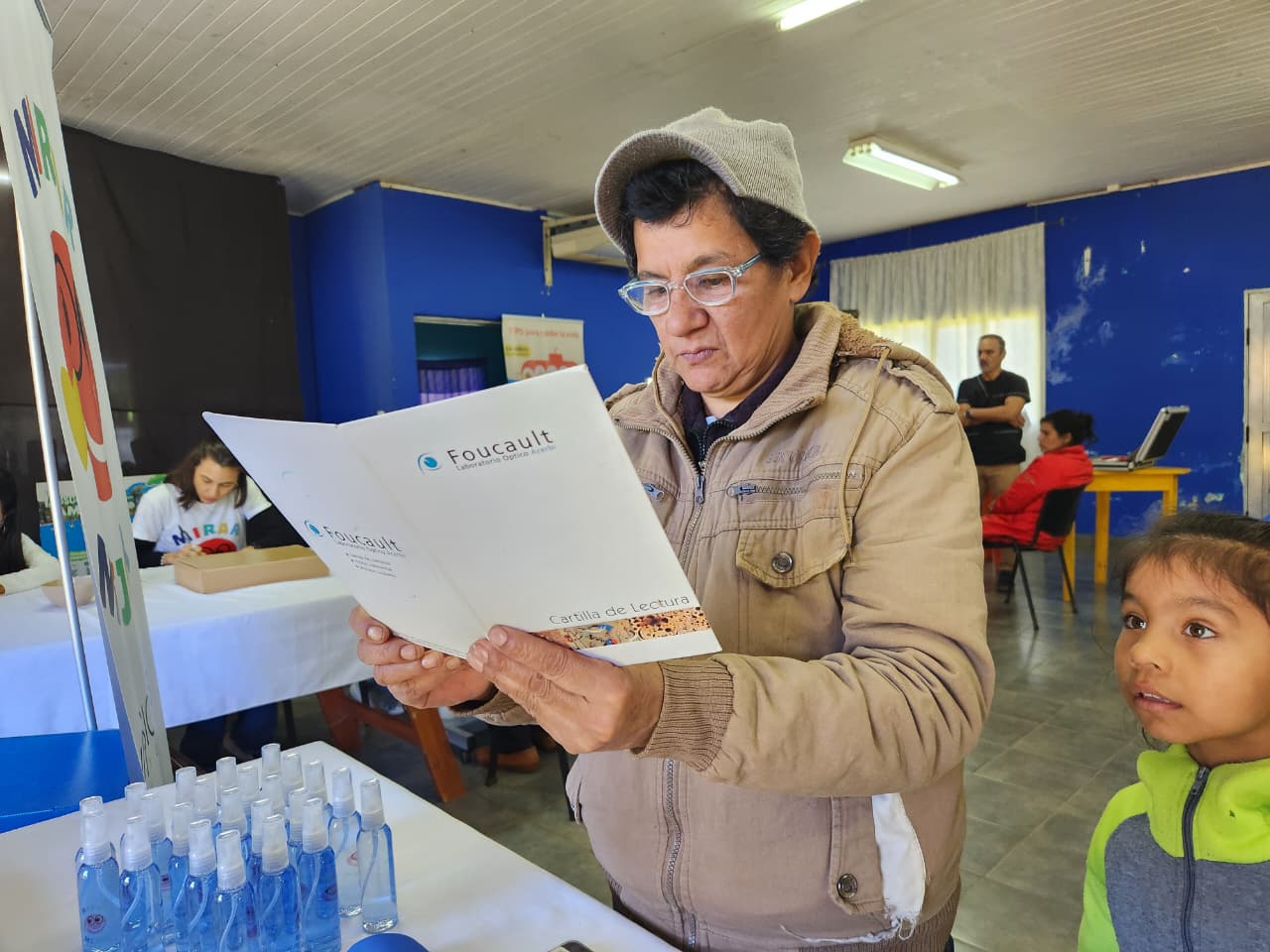 Mirar Mejor: vecinos de Campo Ramón accedieron a diagnósticos, consultas y anteojos recetados
