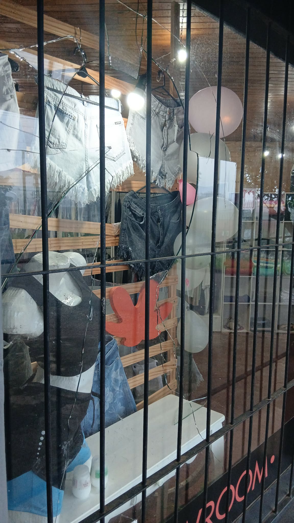 Comerciante de la zona de la Escuela Normal denunció inseguridad y vandalismo