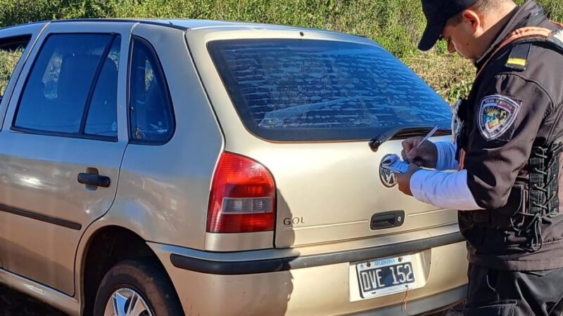 Circulaba con una verificación vehicular trucha y fue demorado