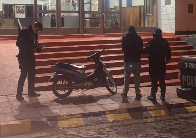 La mujer lo denunció como desaparecido, pero el hombre estaba ocupando la moto y no quería devolverla a la señora