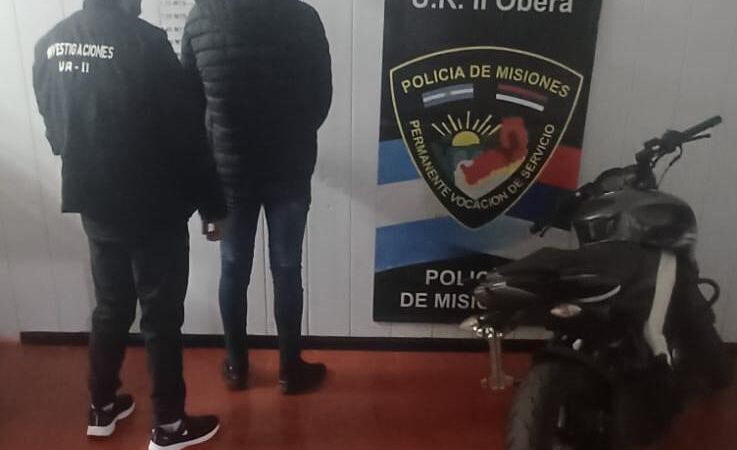 Detuvieron a un joven que se hacía pasar por motomandado y habría cometido varias estafas con encomiendas en Oberá