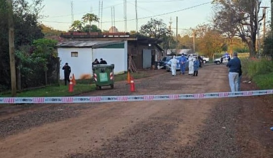 Encontraron un feto envuelto en una sábana dentro de un contenedor de basura