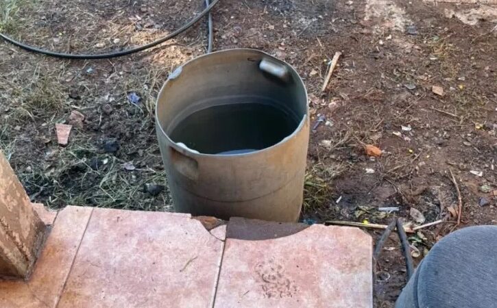 Bebé de un año se ahogó al caer a un tacho con agua