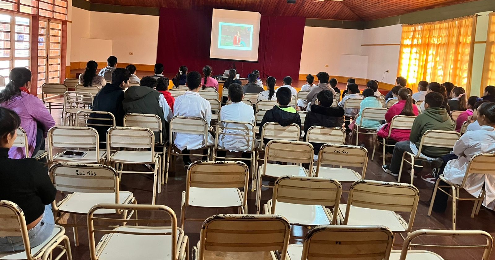 De un extremo al otro de la provincia, continúan las charlas de prevención