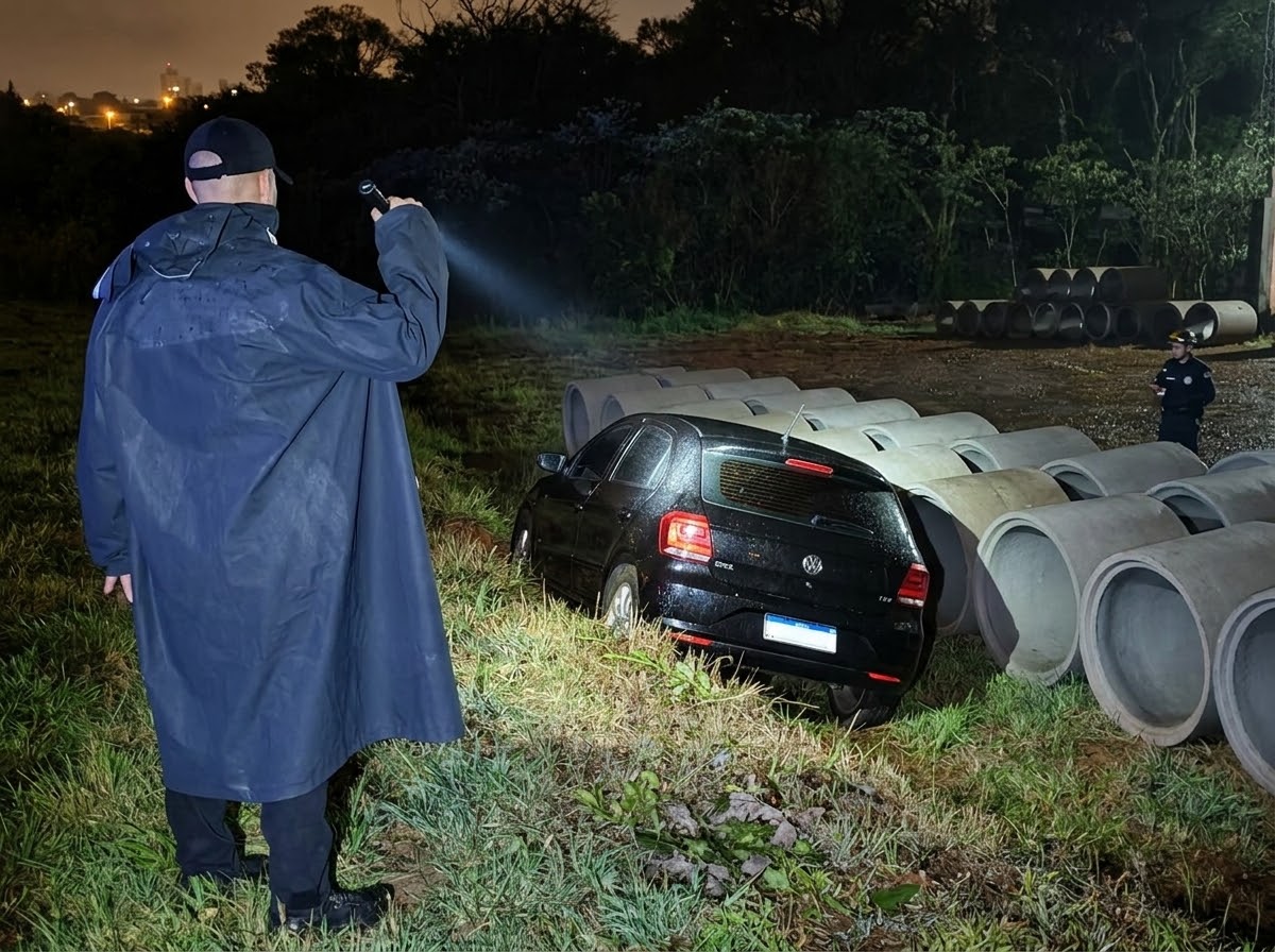 Cuatro personas heridas por choque contra un raído de yerba tirado en la ruta